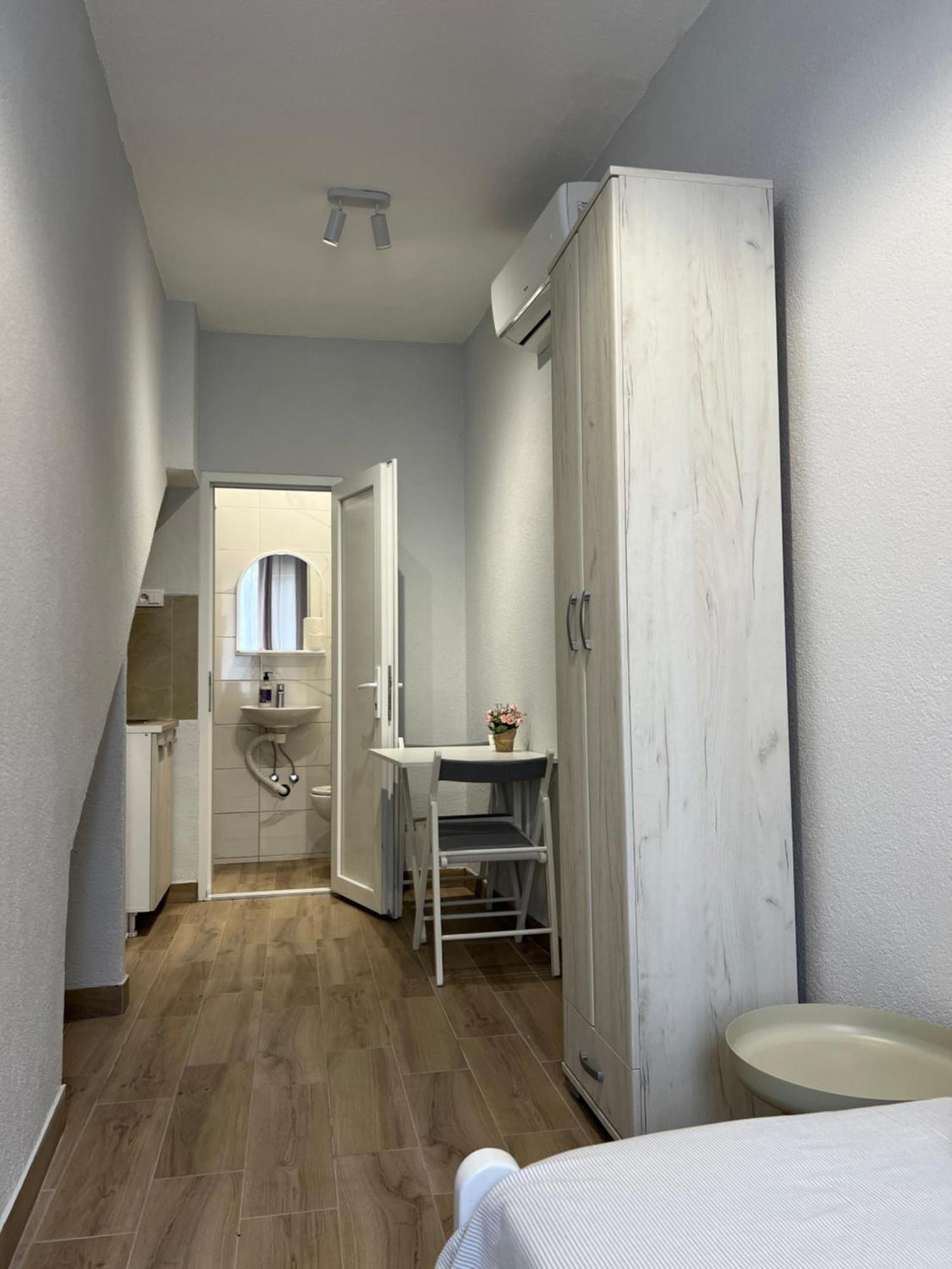 Apartments Astoria Hn 赫尔采格诺维 外观 照片