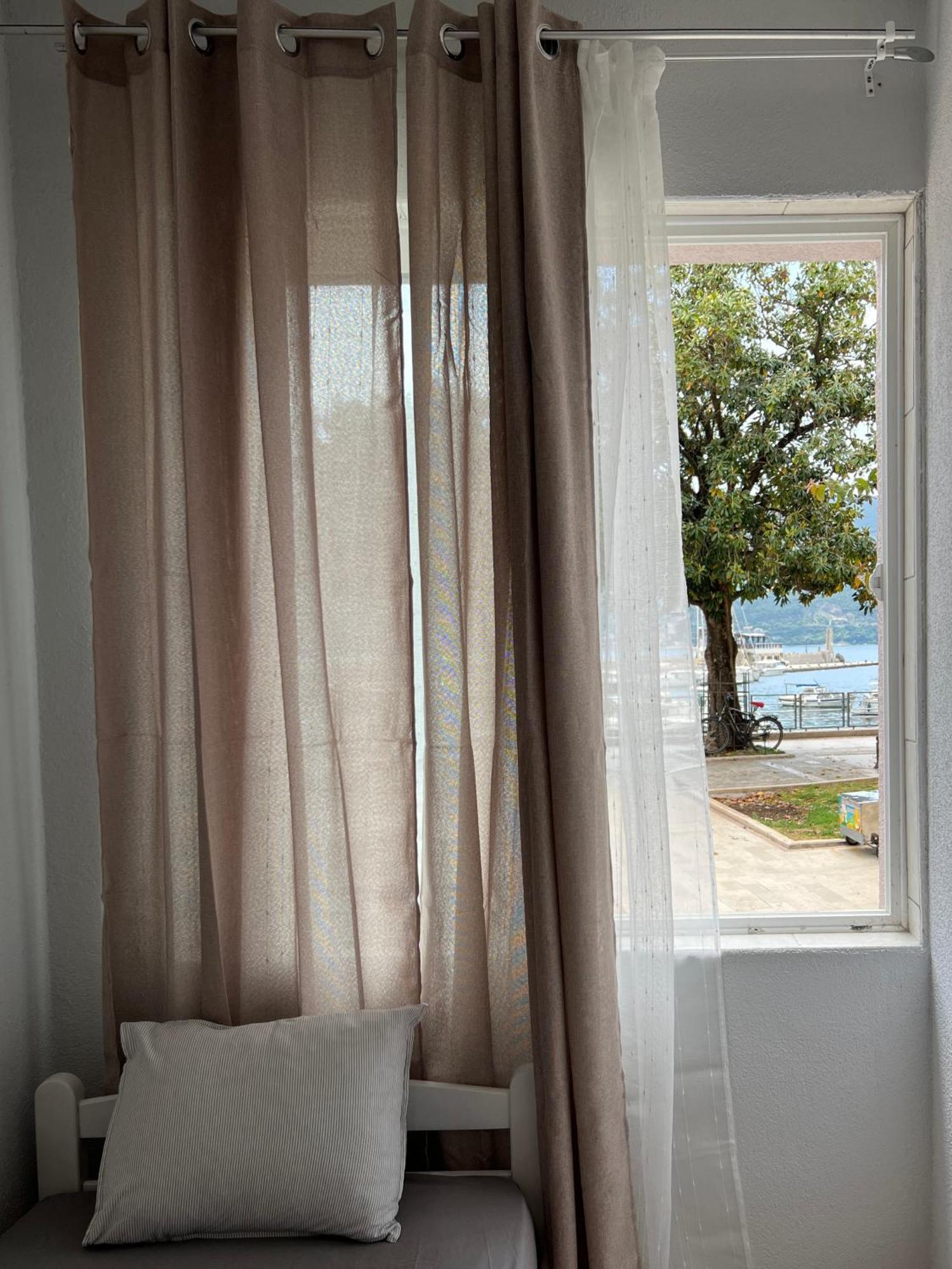 Apartments Astoria Hn 赫尔采格诺维 外观 照片
